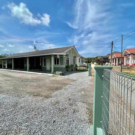 Aufa Homestay Pendang Eksteriør billede